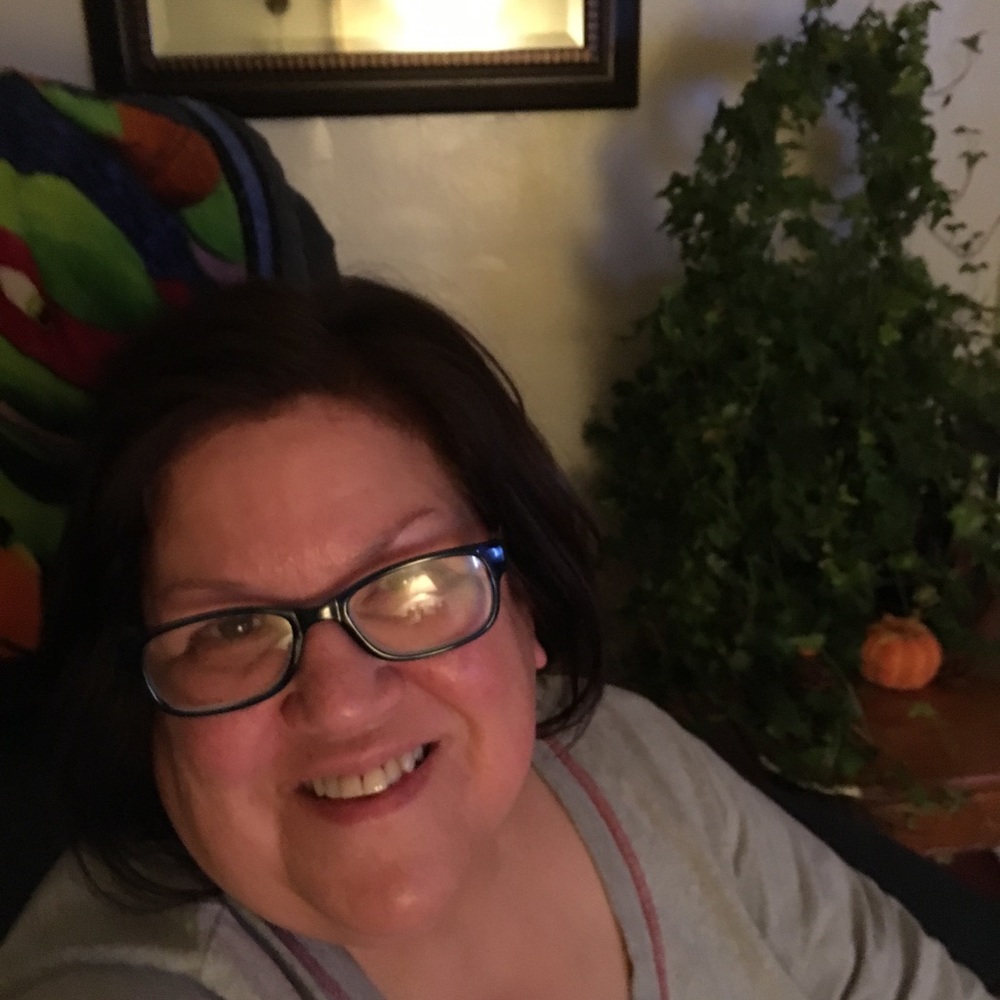 Meet your Posher, Yolanda